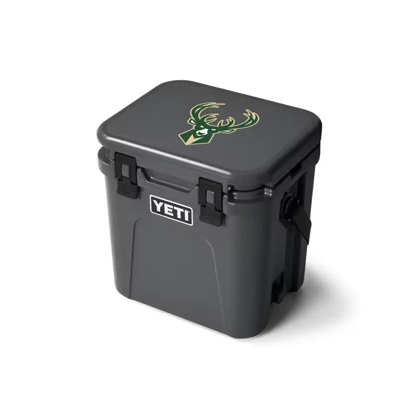 Milwaukee Bucks Roadie® 24 Hard Cooler
